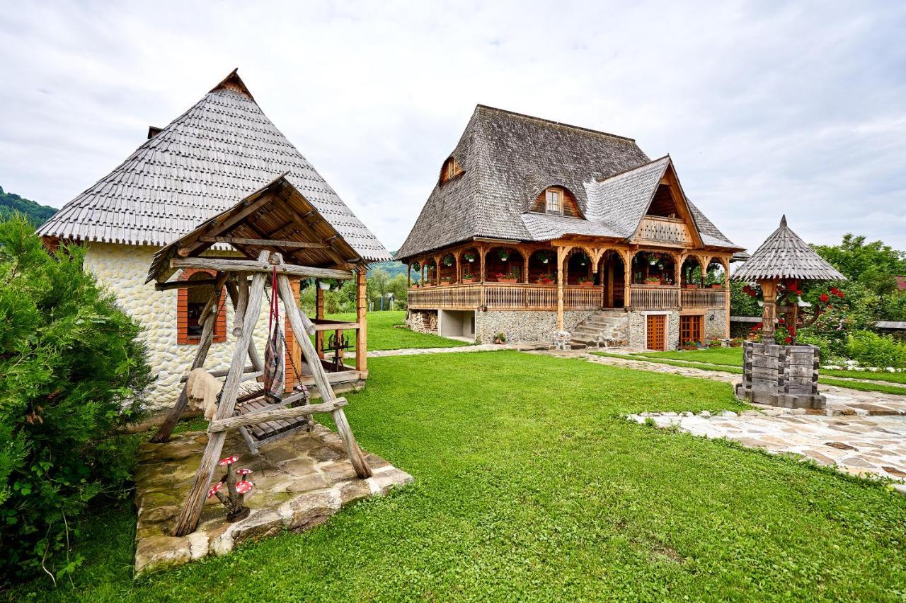 Casa Chira Hotel Vişeu de Sus Exterior foto