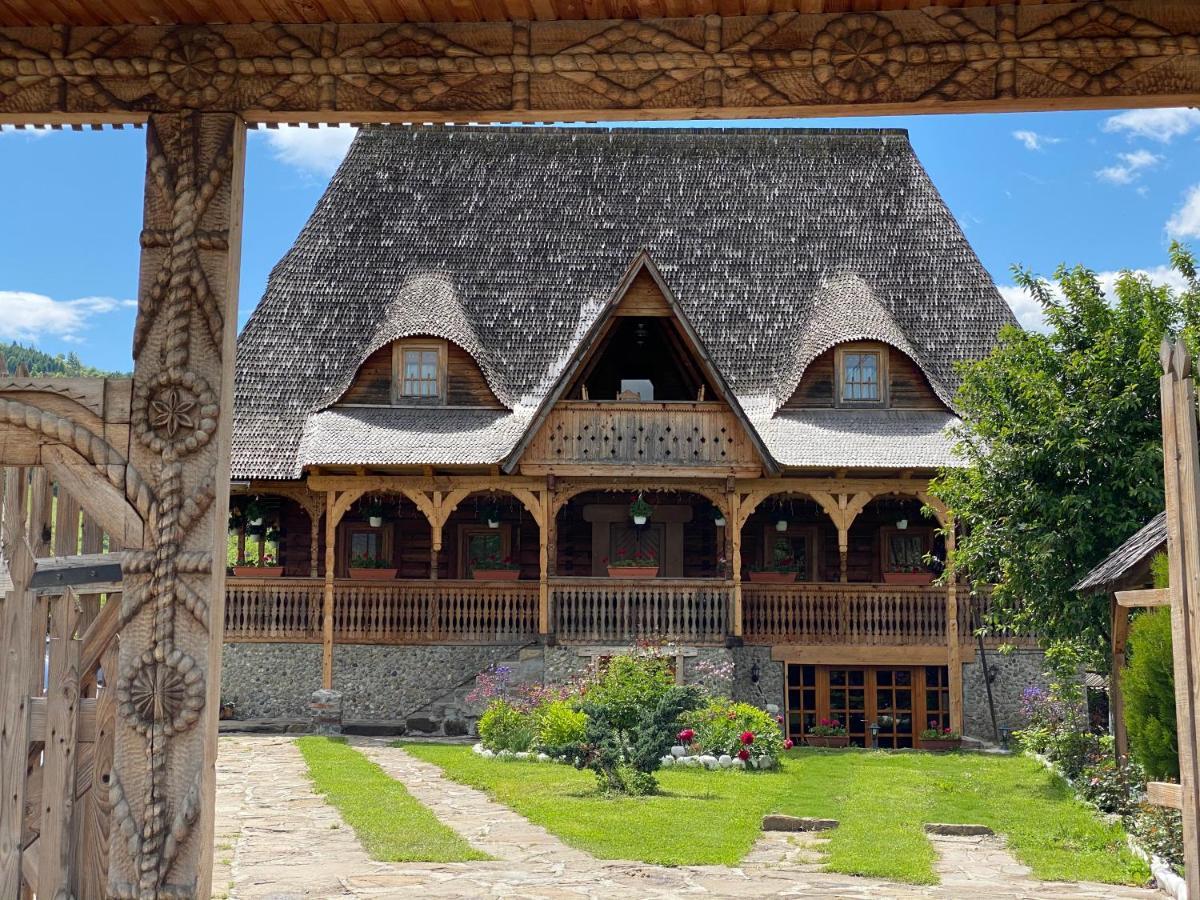 Casa Chira Hotel Vişeu de Sus Exterior foto