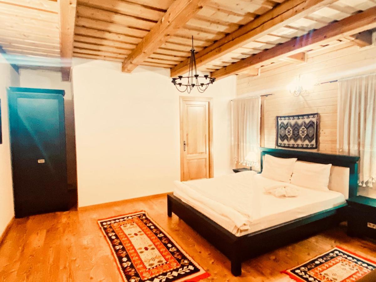 Casa Chira Hotel Vişeu de Sus Exterior foto