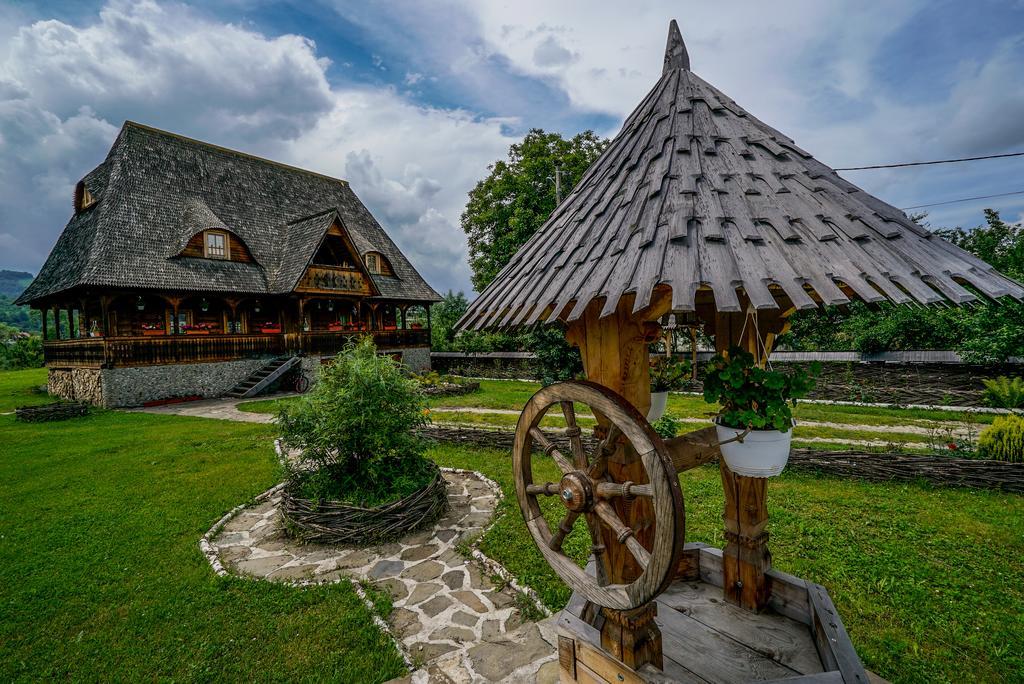 Casa Chira Hotel Vişeu de Sus Exterior foto